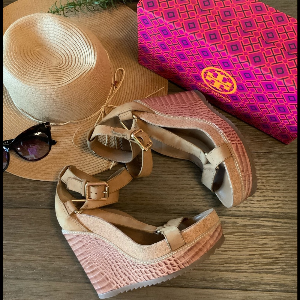 ❌SOLD ❌Tory Burch wedges